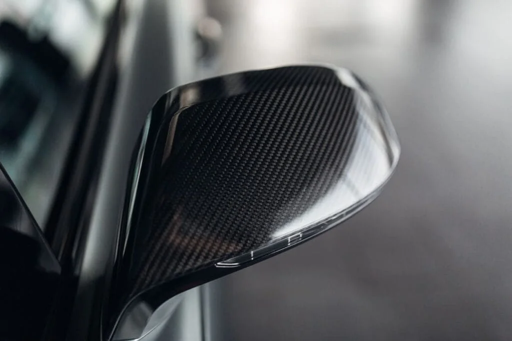 Carbon-Fiber-Rearview-Mirror